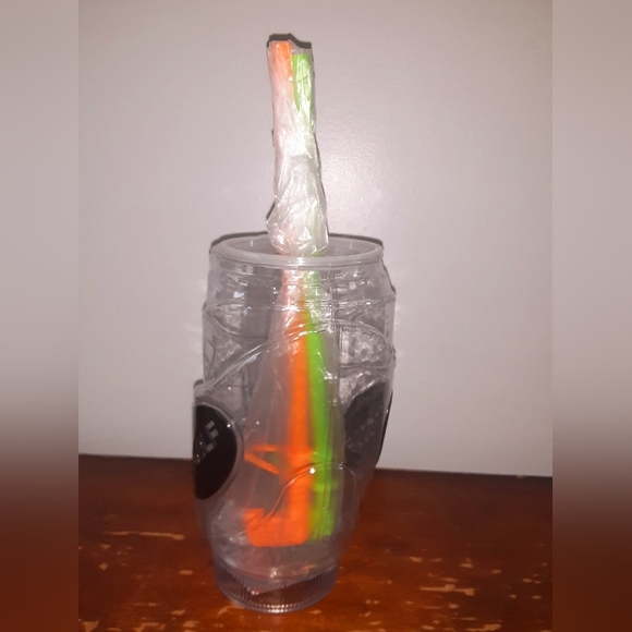 Top Golf Driving Range LED Flashing Light-Up Souvenir Tumbler w/ Straws - Picture 5 of 7